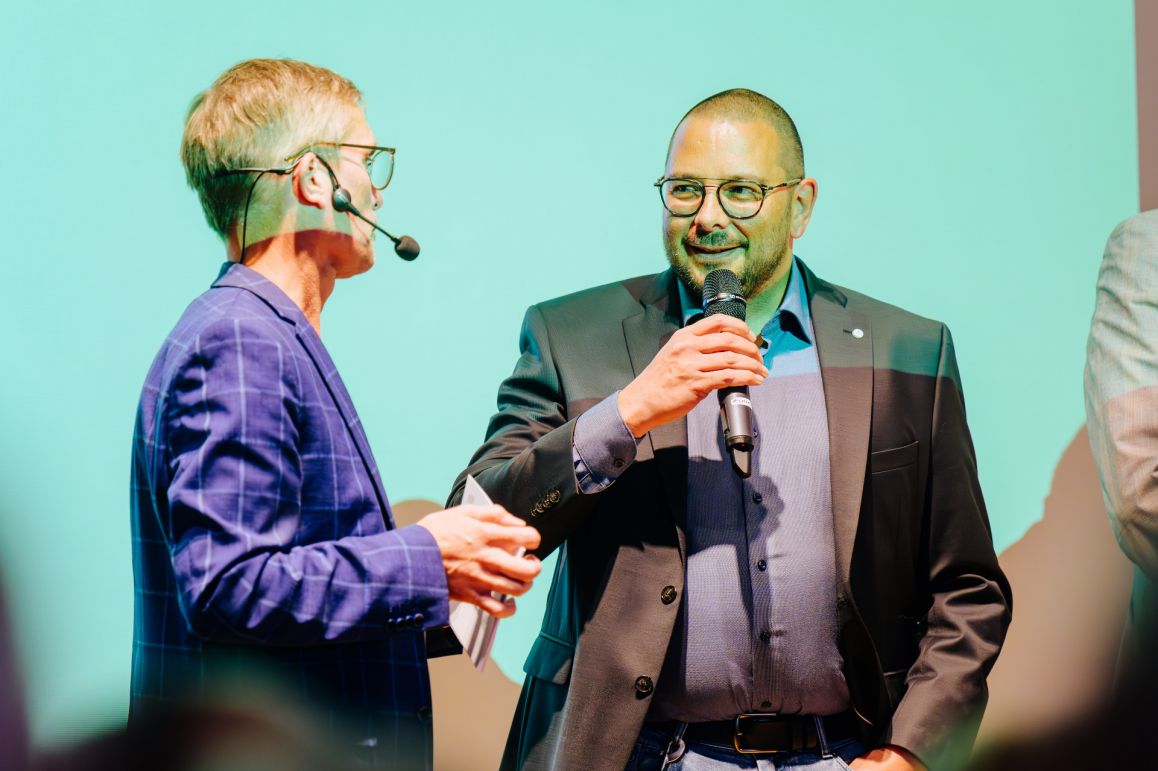 Frank Piontek, Jugendherbergsleitung